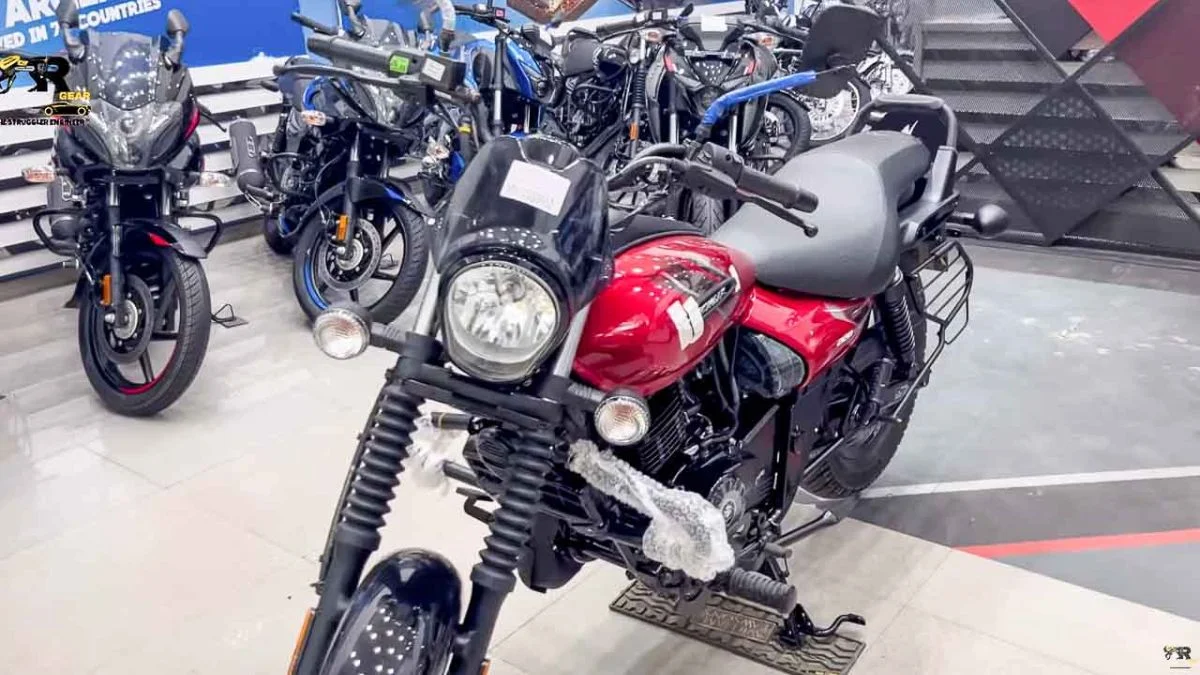 Bajaj Avenger Street 220