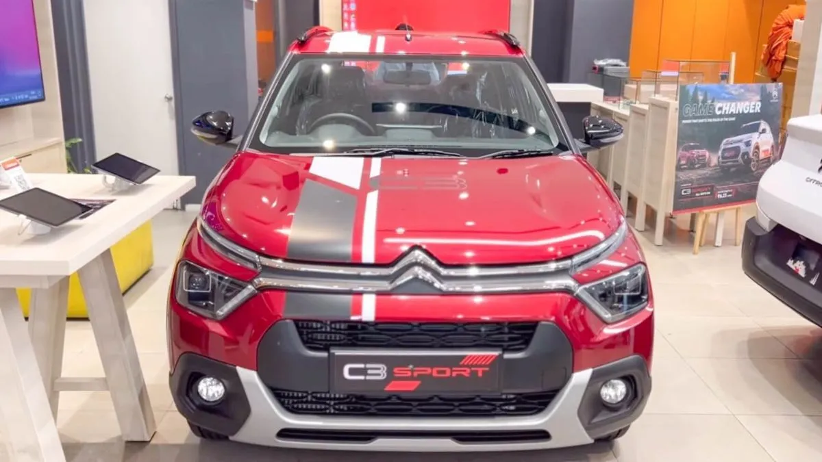 Mahindra XUV3XO REVX