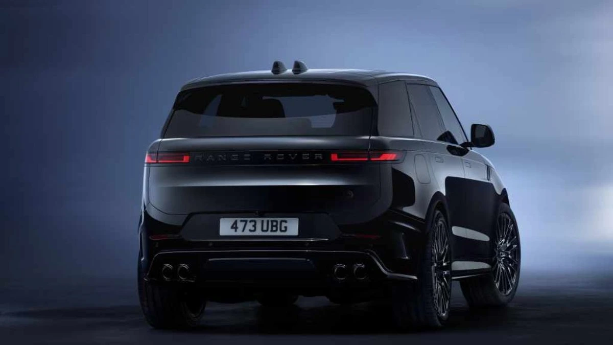 Range Rover Sport SV Black Edition