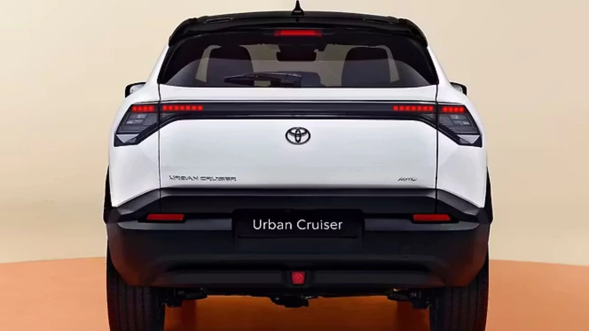 Toyota Urban Cruiser इलेक्ट्रिक SUV